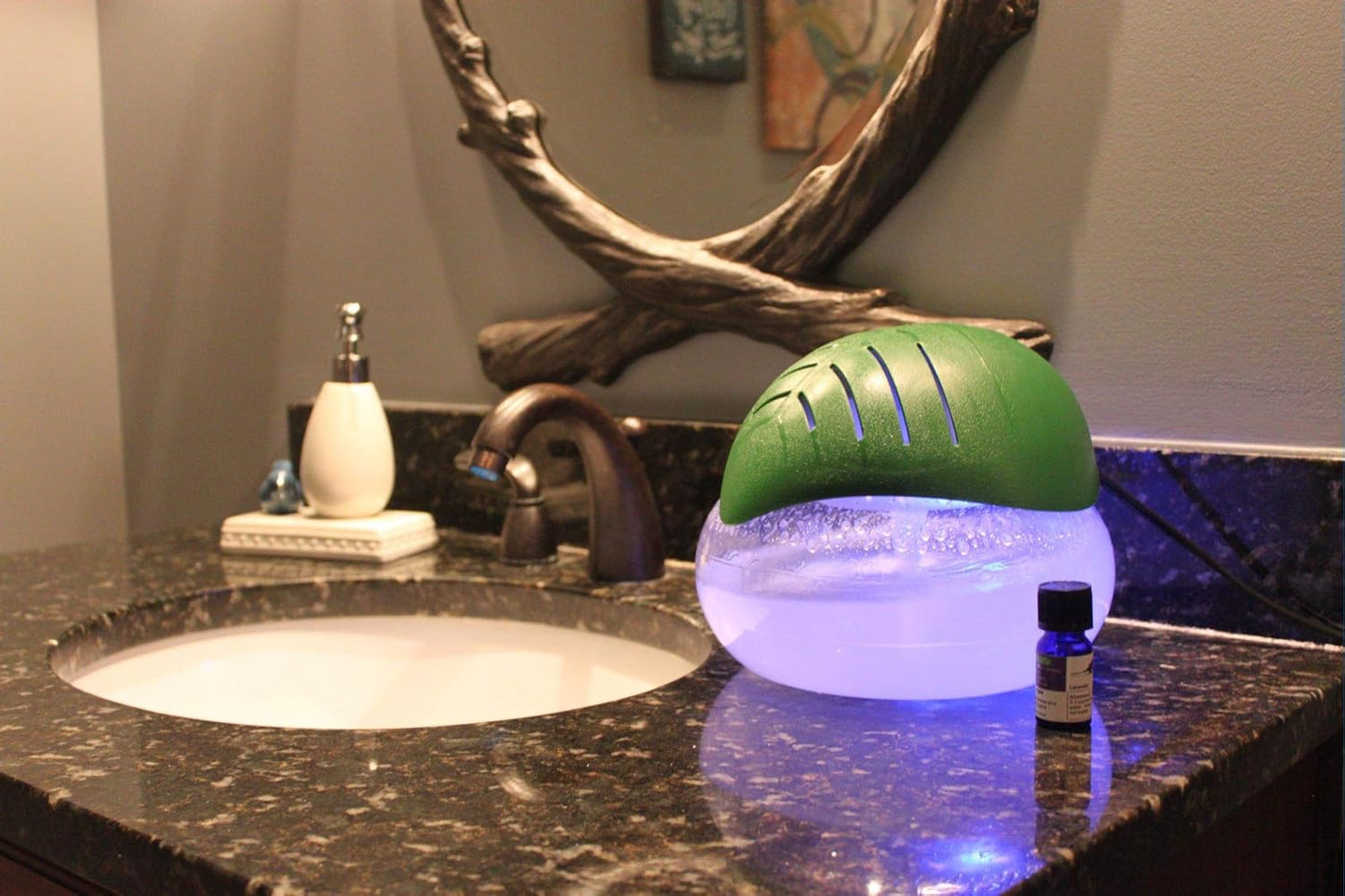 Green Leaf Air Revitalizer, Air Freshener, Room Aromatizer, Aroma and Essential Oil Diffuser with 10ML Lavender Oil